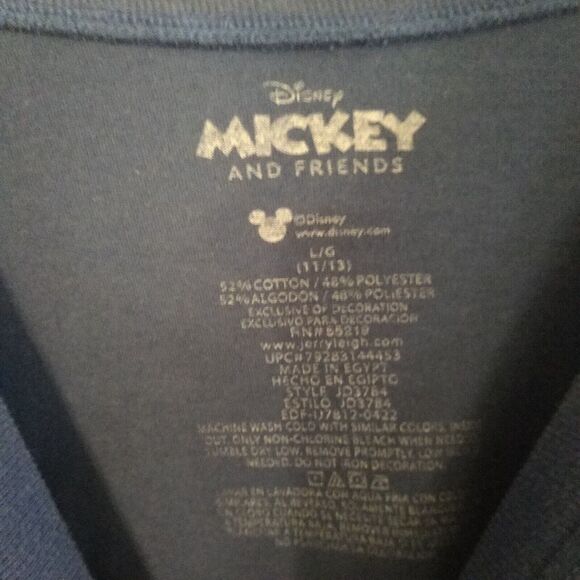 LADY'S DISNEY MICKY & FRIENDS Large PRINT CREW NECK BLUE T-SHIRT Lg L - Picture 4 of 9